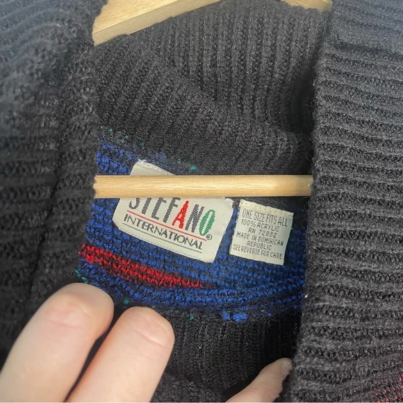 Colorful‎ Checkered Knit Sweater - Picture 5 of 6